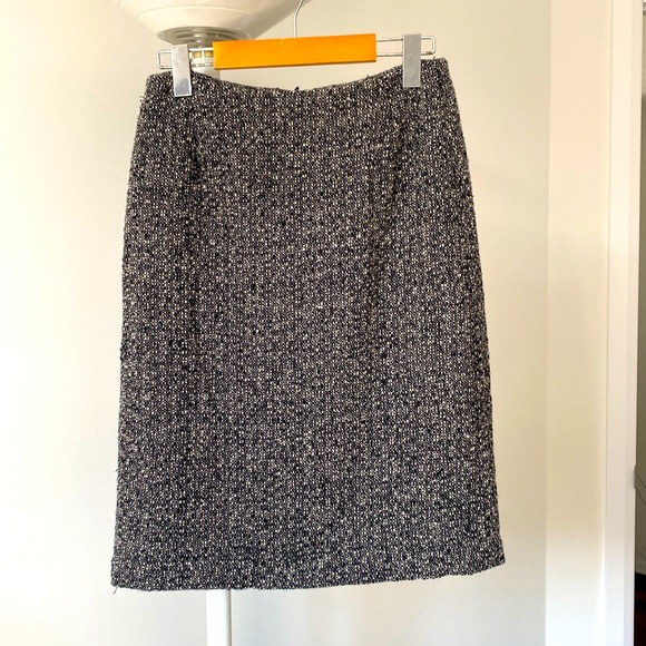 Eddie Bauer wool pencil skirt size 4 - Picture 1 of 3